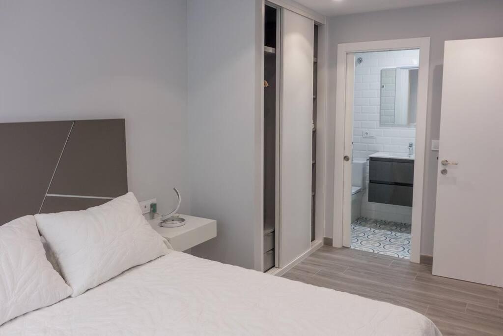 Sakura Homes Ponferrada Centro 8 Plazas ภายนอก รูปภาพ